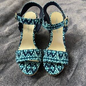 Christian Siriano Women's Blue and Turquoise Patterned Sandals SZ 8 1/2